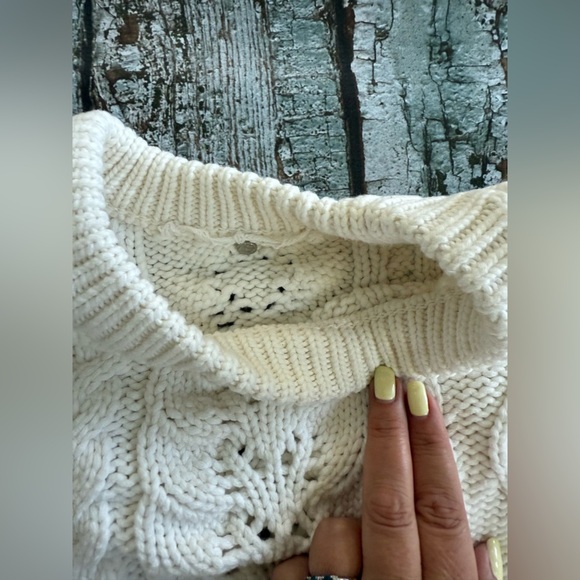 Anthropologie brand Knitted and knitted Elegant White Cable Knit Sweater - Picture 6 of 7